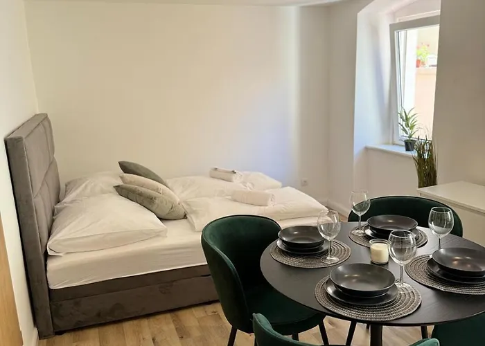 Apartament Schega *