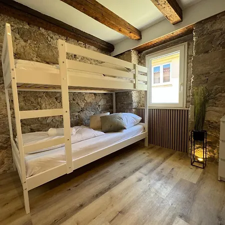 Schega Apartmán *